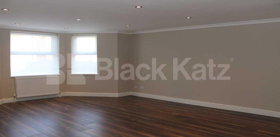 			LET , 2 Bedroom, 1 bath, 1 reception Apartment			 Knollys Road, Tulse Hill/ Streatham Hill